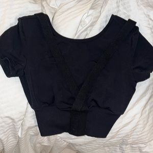 XS Alo criss cross crop workout tank